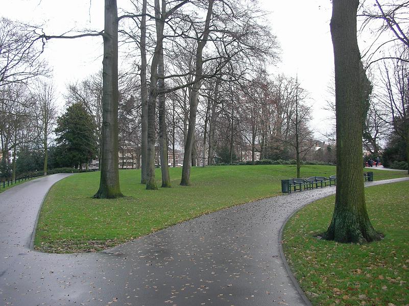 <b>The park </b><br />A shot of the park where we were standing with the guide