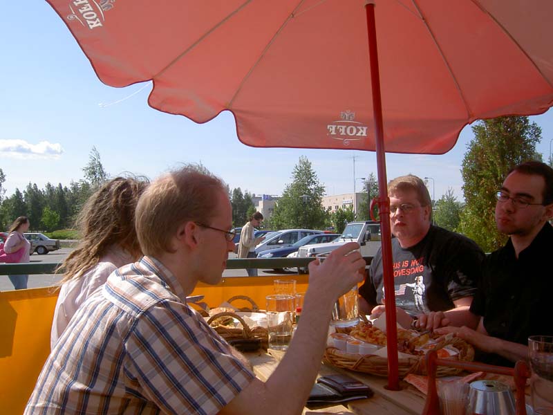 Everyone is waiting for Poutsi's judgement concerning the burger