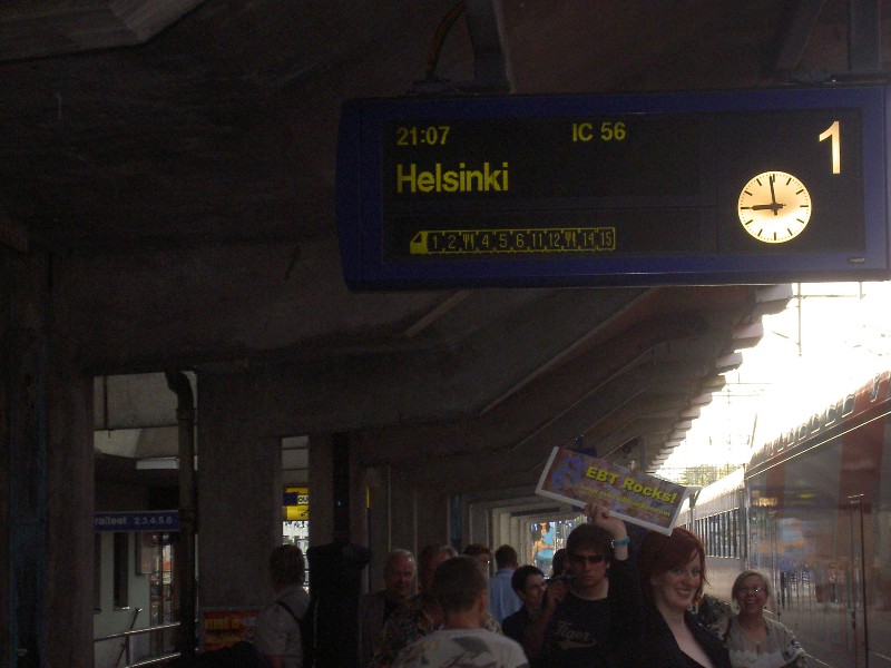 Back in Tampere. Look at the face of the older woman on the right. She has probably joined today to eurobilltrackers :D