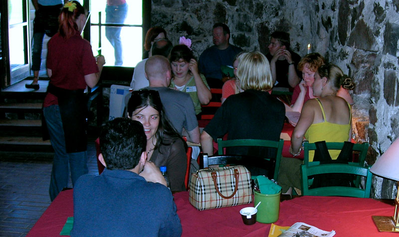 Inside the pizzeria we had lot of time to discuss