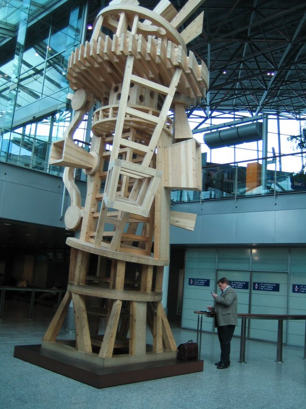 more modern art at Vantaa airport