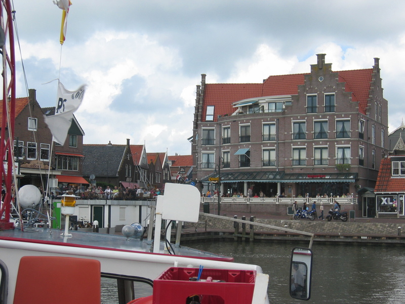 Approaching the harbour