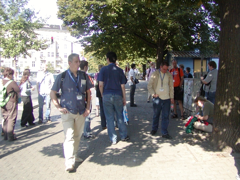 Waiting for the boat. Annie_in_Exile, Cake, Haemoglobin, Miles66, HaDiBe, Math Murderer, ???, Crazy Bob, Grob-e, pooca, Yli~, Fons, Bhoeyb, Licht & Feuer and wisi.