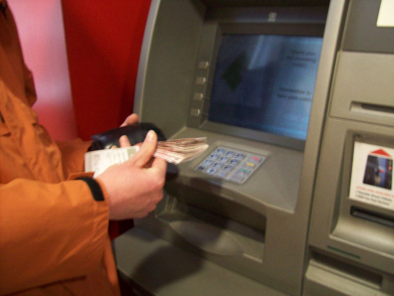 An ATM ONLY with 10ers !  :D
