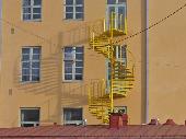 The stairs in a school building looked very nice, and the cast shadow is also great
