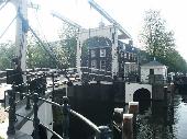 Bascule bridge