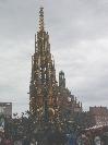 <b>Der Sch�ne Brunnen</b><br />19 meters high and over 600 years old.