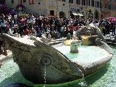 Piazza di Spagna, Fontana della Barcaccia (Fountain of the Old Boat).