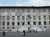 Piazza dei Cavalieri: Palazzo della Carovana, Scuola Normale Superiore headquarter. The Scuola Normale is a higher learning institution founded in 1810 by Napoleon