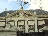 Lakenhal building