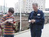 <b>Androl and Aplfi</b><br />exchanging coins with eachother.