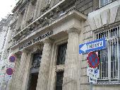 Bank Austria - Creditanstalt (BA-CA) building, Luise. is inside to get some bills ;-)