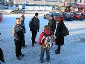 We met at the railway station. Shark, akiky, JiiPee72, airis, turkoosi (red hair), Rencko (red coat).