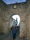 Porta da Ravessa (com as medidas na porta)