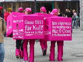 <b>Cheap women</b><br />in bright colours.