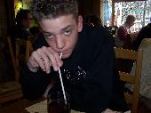 FR : de gauche � droite : Fons a choisi un Coca... Et le d�guste !<br>GB : Fons is drinking Coke ! Wise choice !