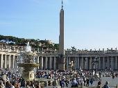Piazza San Pietro (Saint Peter's Square).