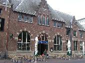 Van Ranzow's Bank, now a caf&eacute;.