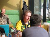 The guy in the yellow shirt is Kalmari